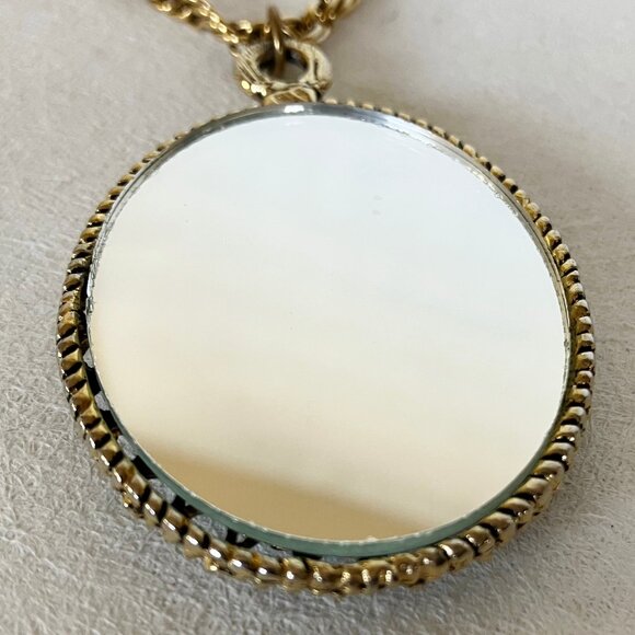 Rose Cameo Pendant Link Chain Necklace Ornate Gold Tone Metal Frame Mirror Back - Picture 6 of 10